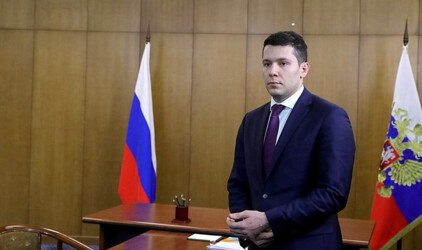 Калининградский губернатор Алиханов за год заработал почти 13 млн рублей