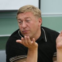 Александр Ярошук собирается отремонтировать последний мост