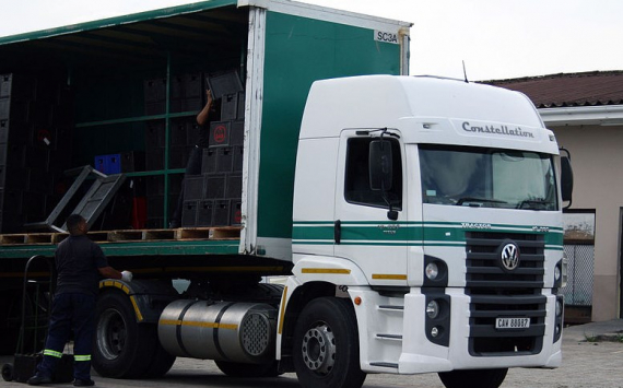 Алиханов попросил ввести послабления для грузовиков с калининградской растаможкой
